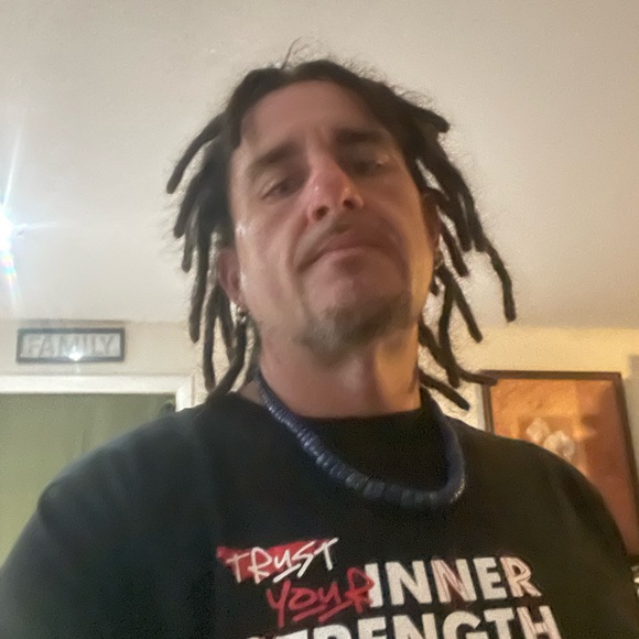 Meet your Posher, Shannon - Picture 1 of 1